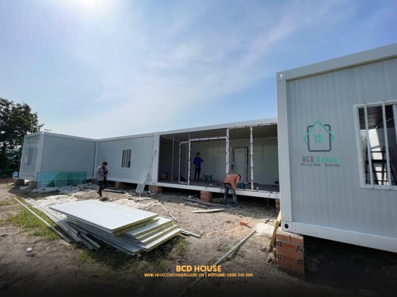 Tấm panel Rockwool được ứng dụng trong công trình làm nhà lắp ghép, văn phòng lắp ghép, nhà trọ lắp ghép