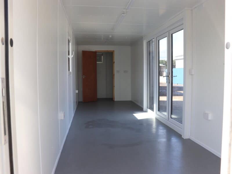 van phong container 40 feet 5