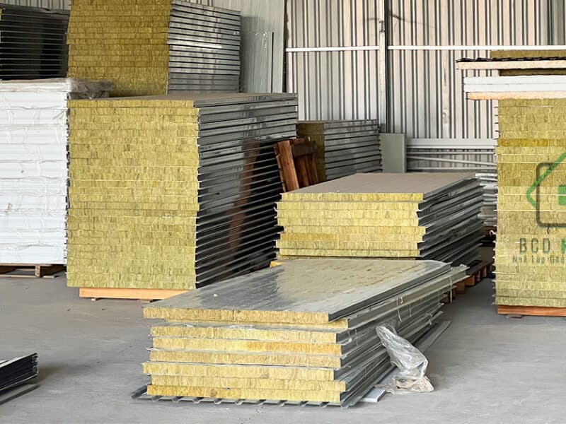 tam panel rockwool chong chay 2